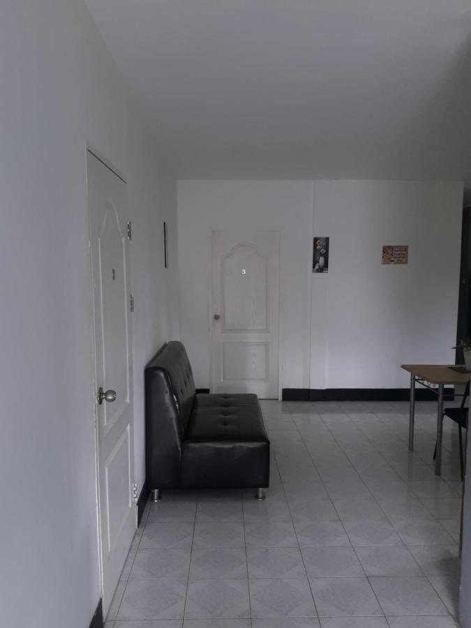 The Guest House - Apartment Phuket Esterno foto