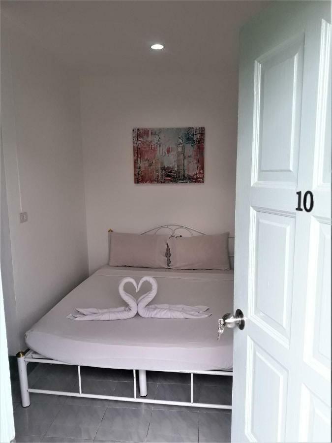 The Guest House - Apartment Phuket Esterno foto